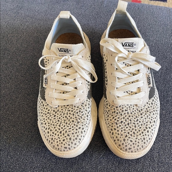 VGUC VANS UltraRange VR3 Animal - Marshmallow - Unisex - W-7.5 M 6.0 - Picture 3 of 8